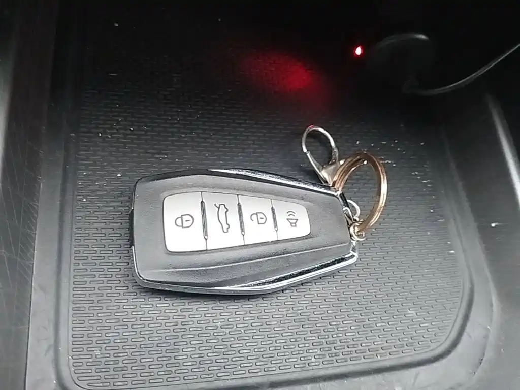 Geely Emgrand — миниатюра 9