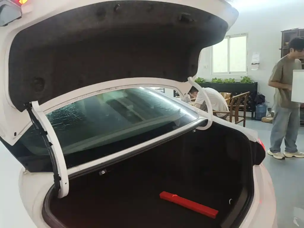 Chevrolet Malibu XL — миниатюра 19