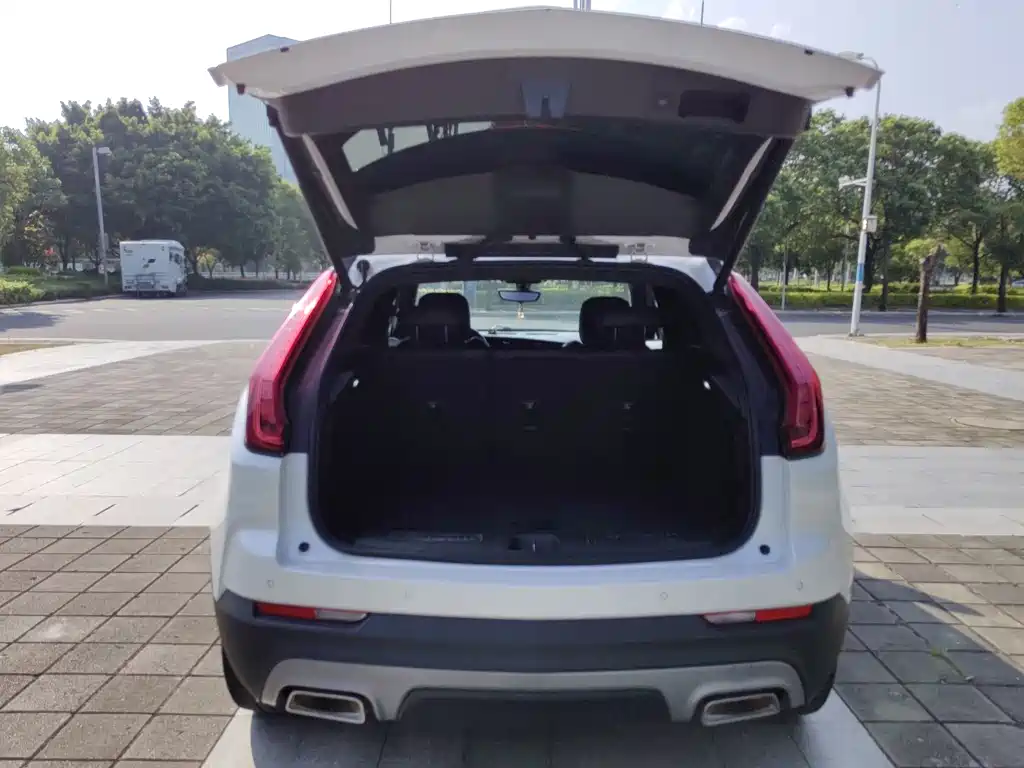 Cadillac XT4 — миниатюра 11