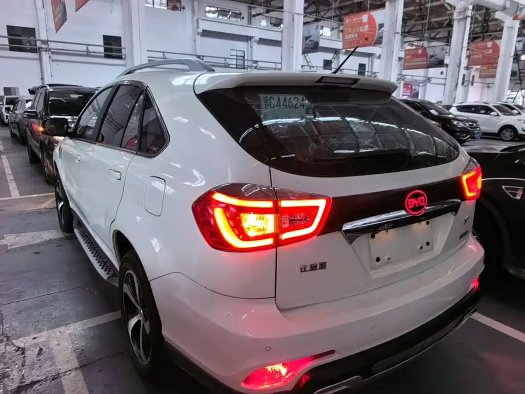 BYD S7 — миниатюра 5