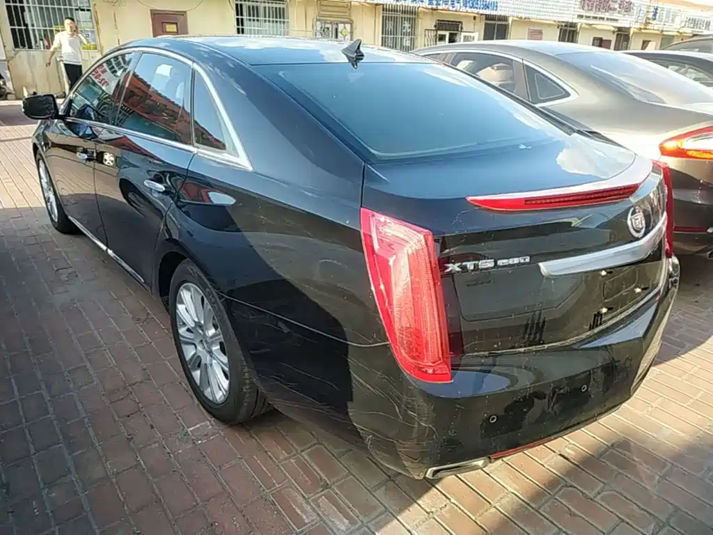 Cadillac XTS — миниатюра 5