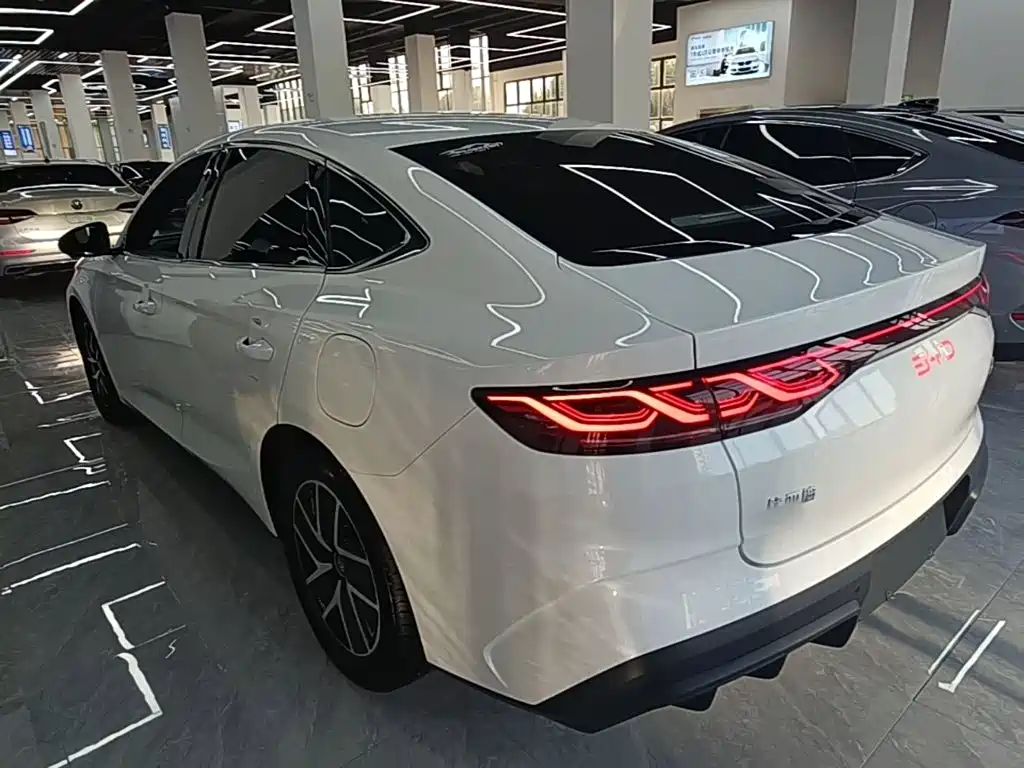 BYD Qin L — миниатюра 5