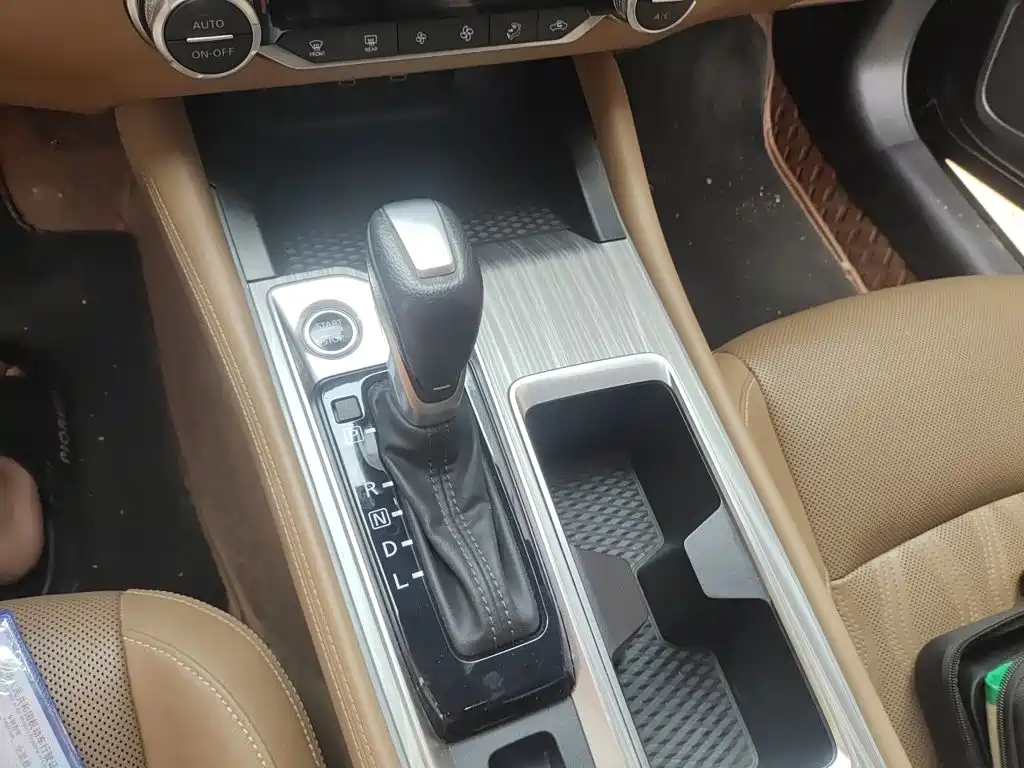 Nissan Teana — миниатюра 10