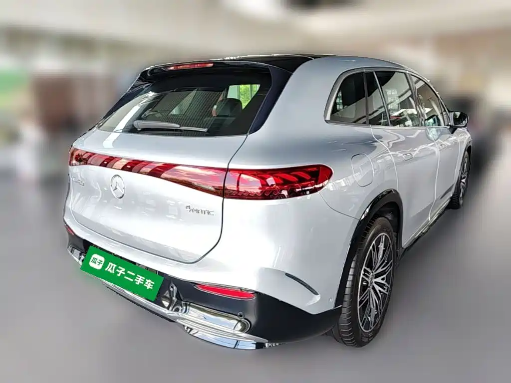 Mercedes-Benz EQS SUV — миниатюра 10