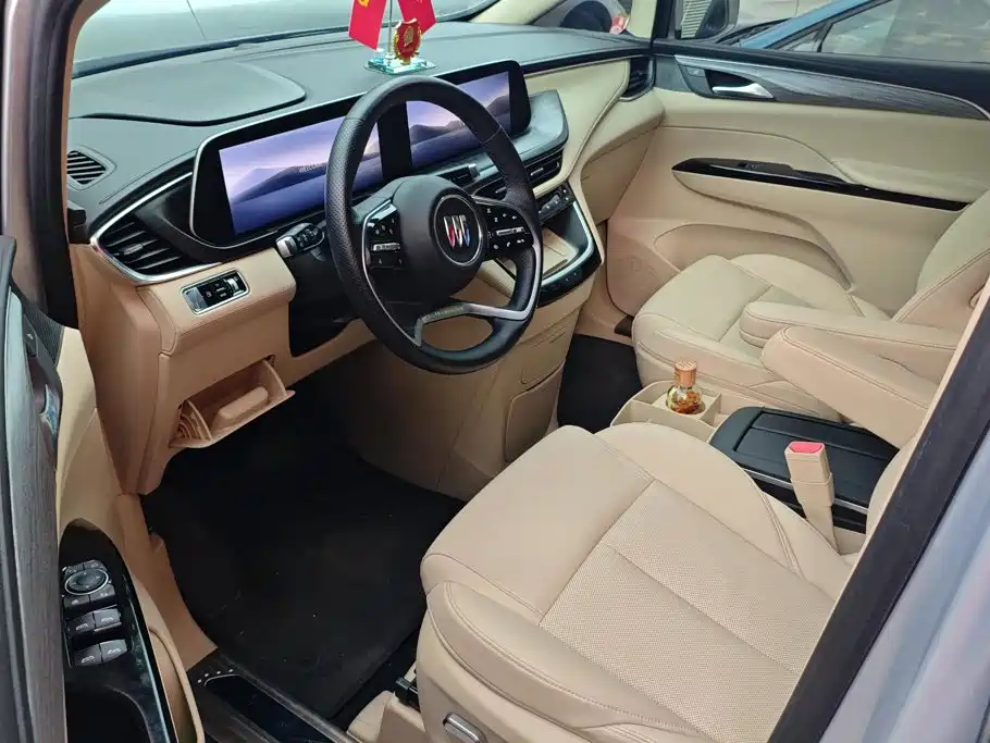 Buick GL8 Hybrid — миниатюра 9