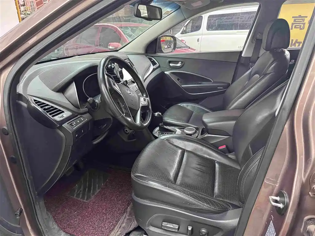 Hyundai Santa Fe — миниатюра 11