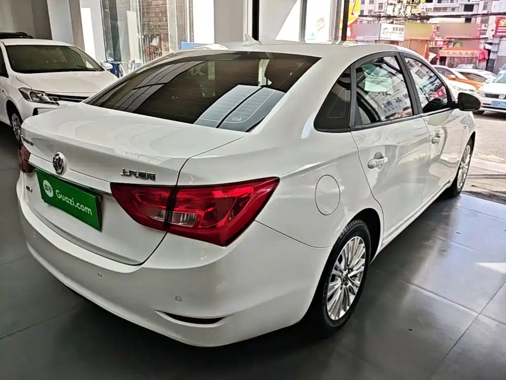Buick Excelle — миниатюра 7