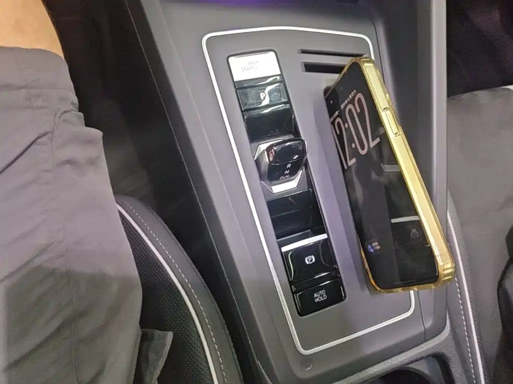 Volkswagen Golf — миниатюра 14