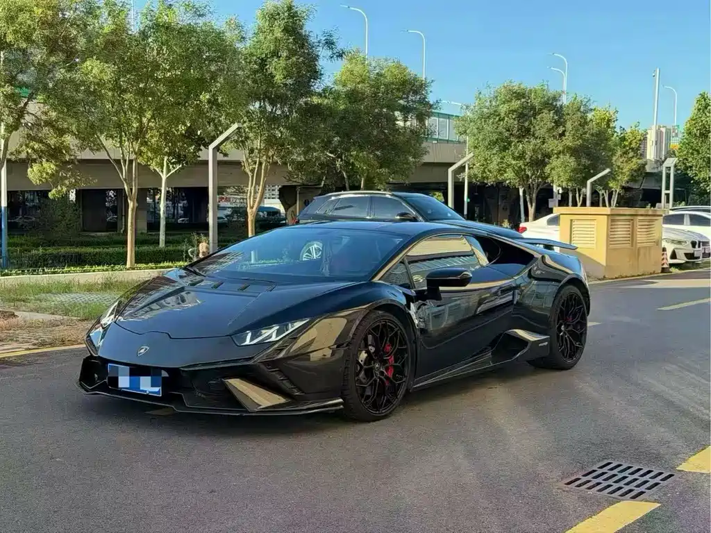 Lamborghini Huracán — миниатюра 2