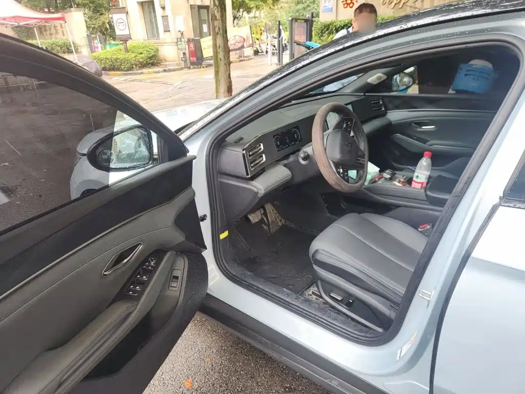 BYD Qin L — миниатюра 12