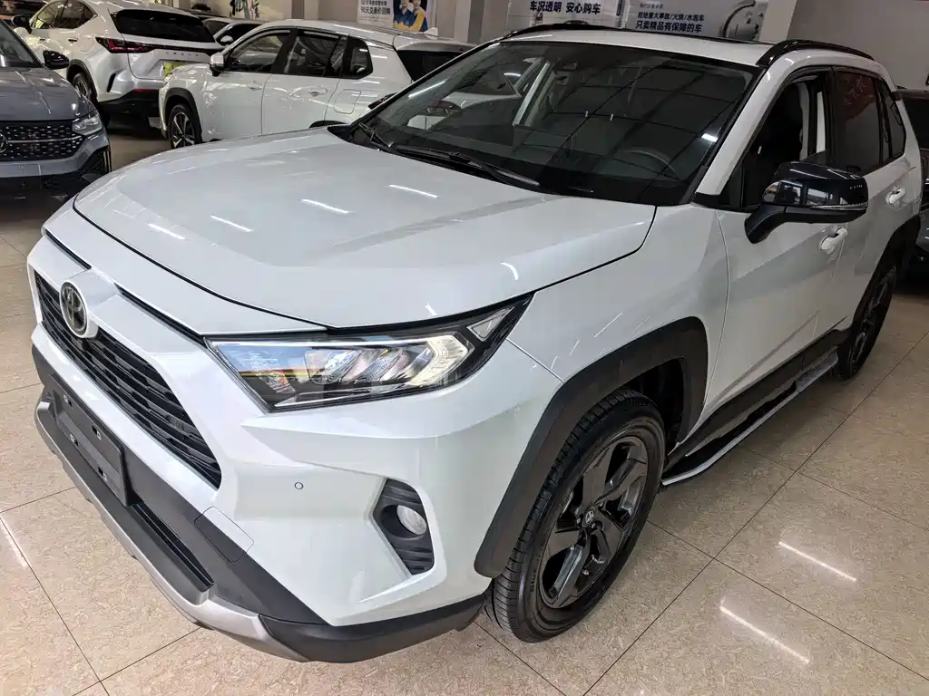 TOYOTA RAV4 RONGFANG