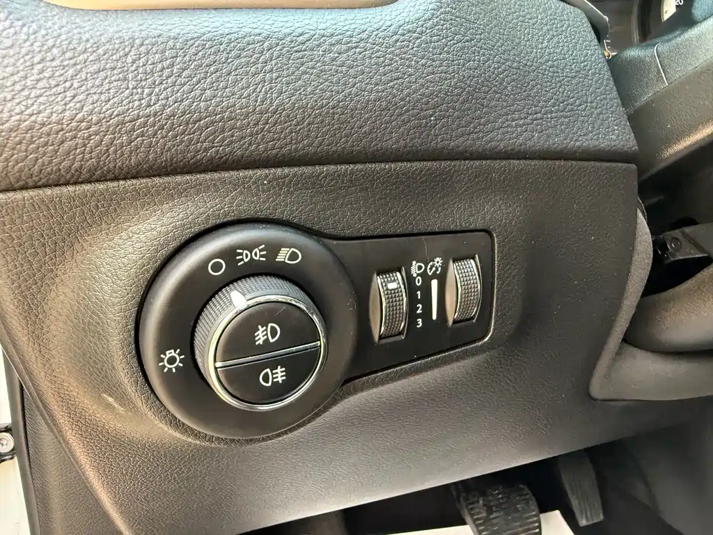 Jeep Compass 200T Auto Home Enjoy Edition, фото 16