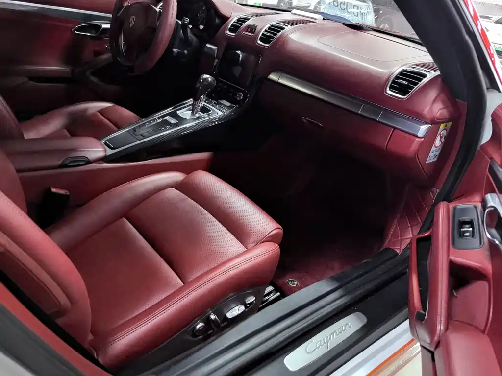 Porsche Cayman — миниатюра 11