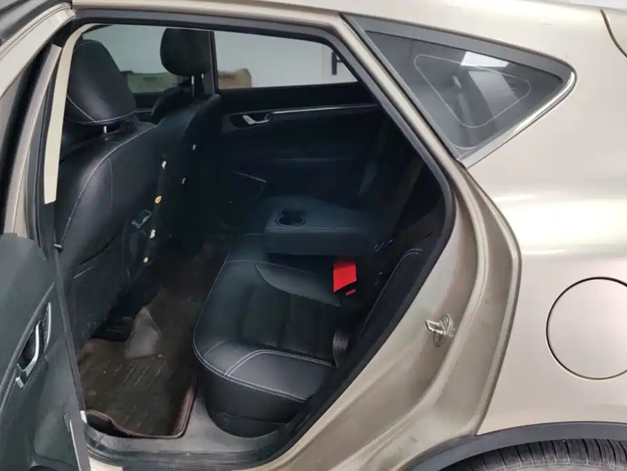 Geely Emgrand GS — миниатюра 11