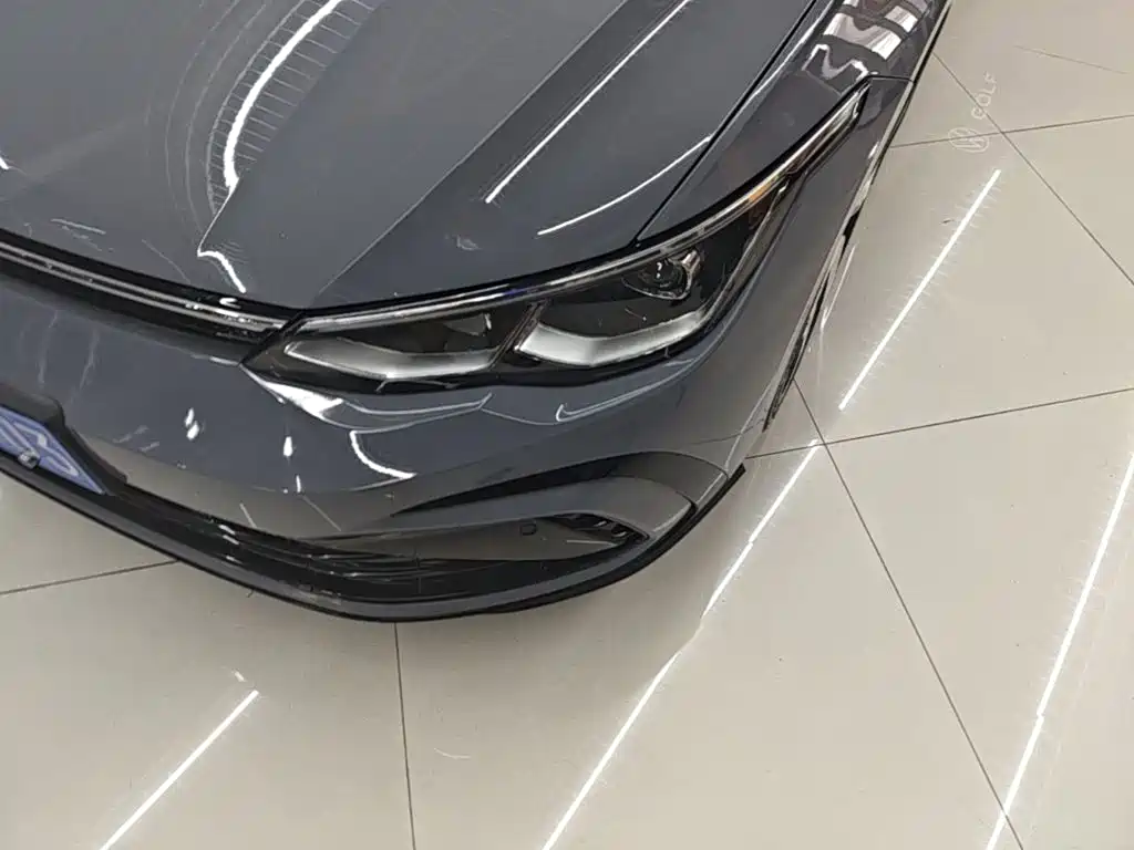 Volkswagen Golf — миниатюра 24