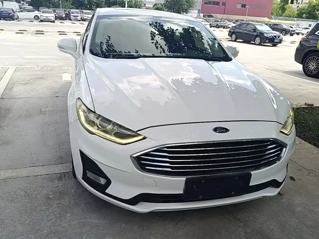 Ford Mondeo — миниатюра 3