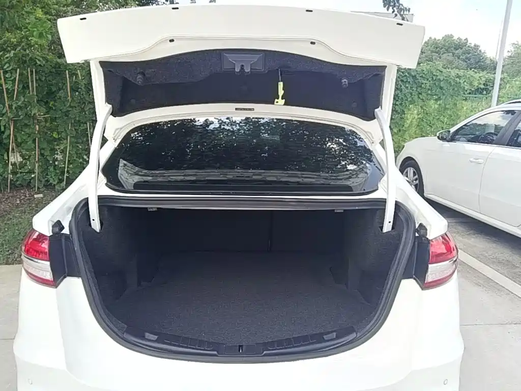 Ford Mondeo — миниатюра 19