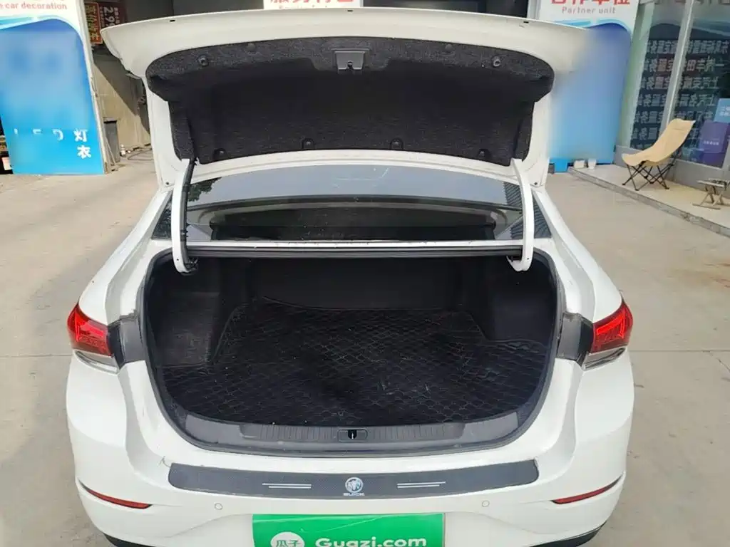 Buick Excelle — миниатюра 19