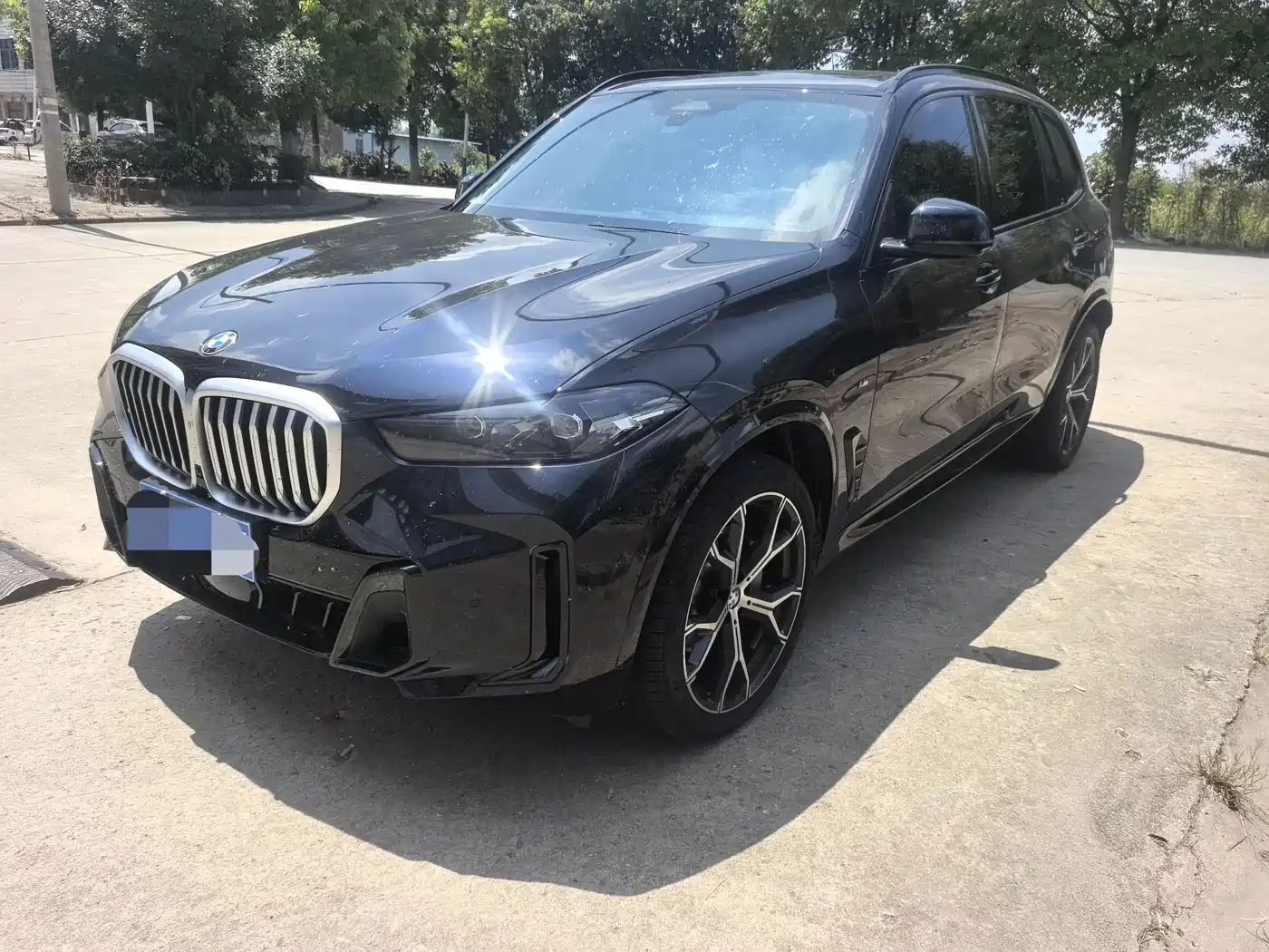 宝马X5 2023款 xDrive 30Li 尊享型M运动曜夜套装 2025