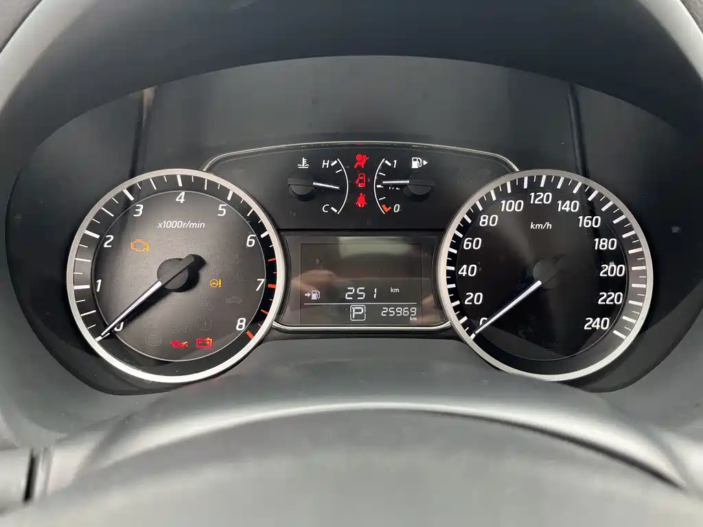 Nissan Sylphy — миниатюра 13