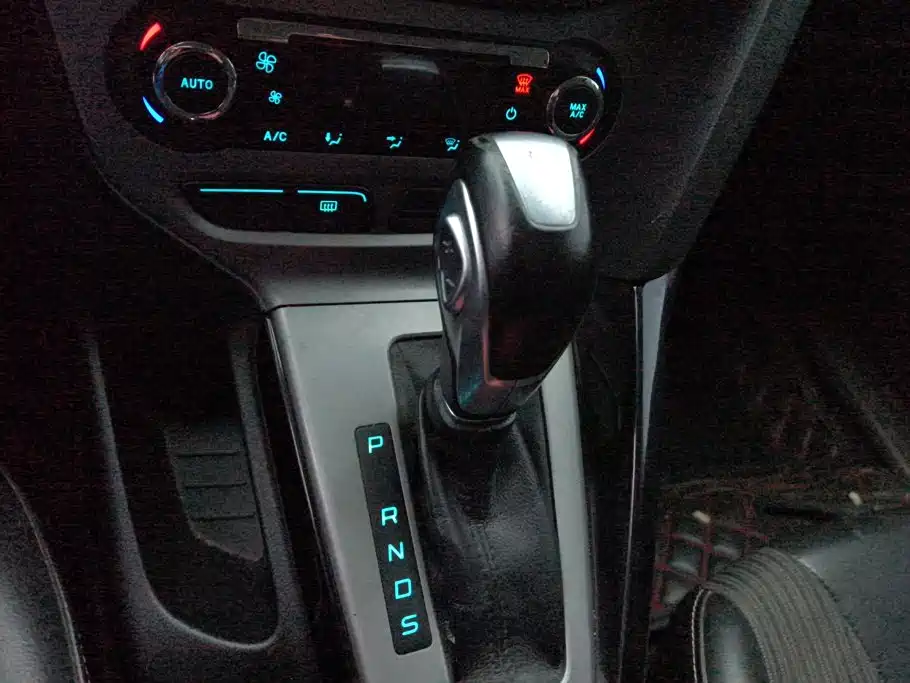 Ford Focus — миниатюра 16