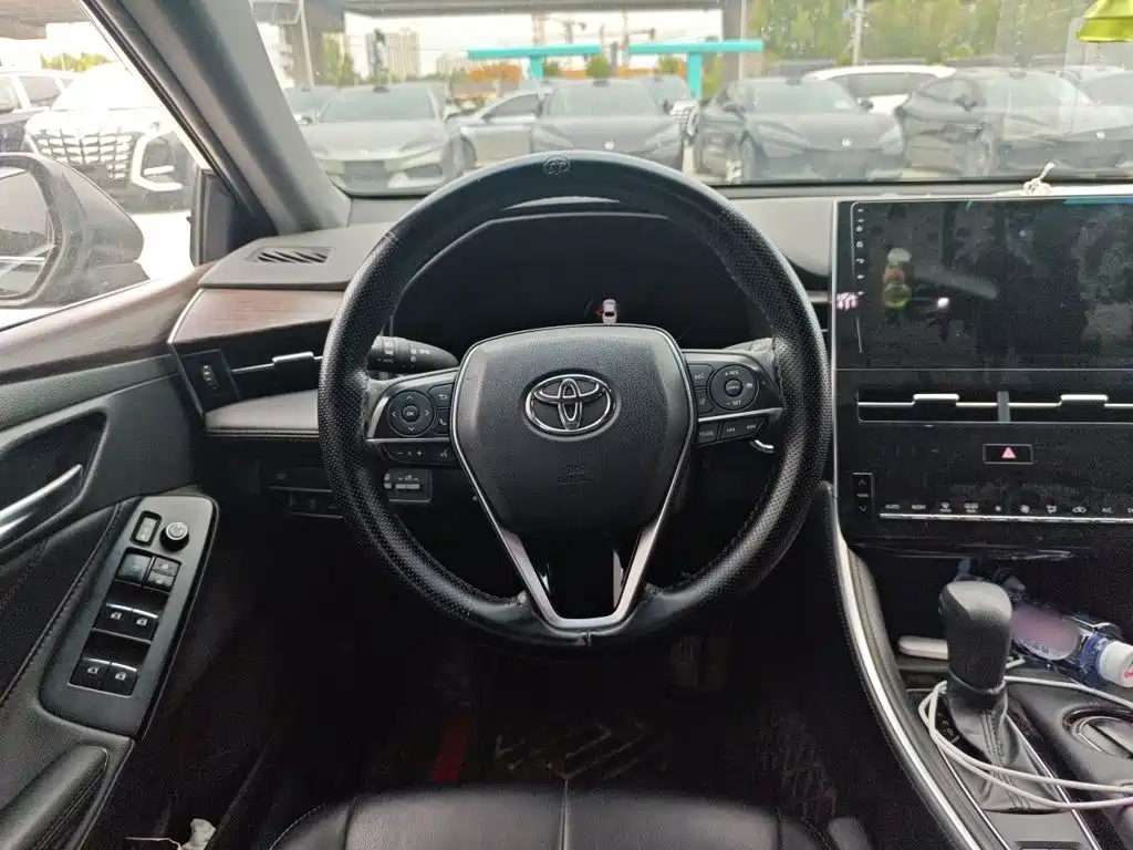 Toyota Avalon — миниатюра 6