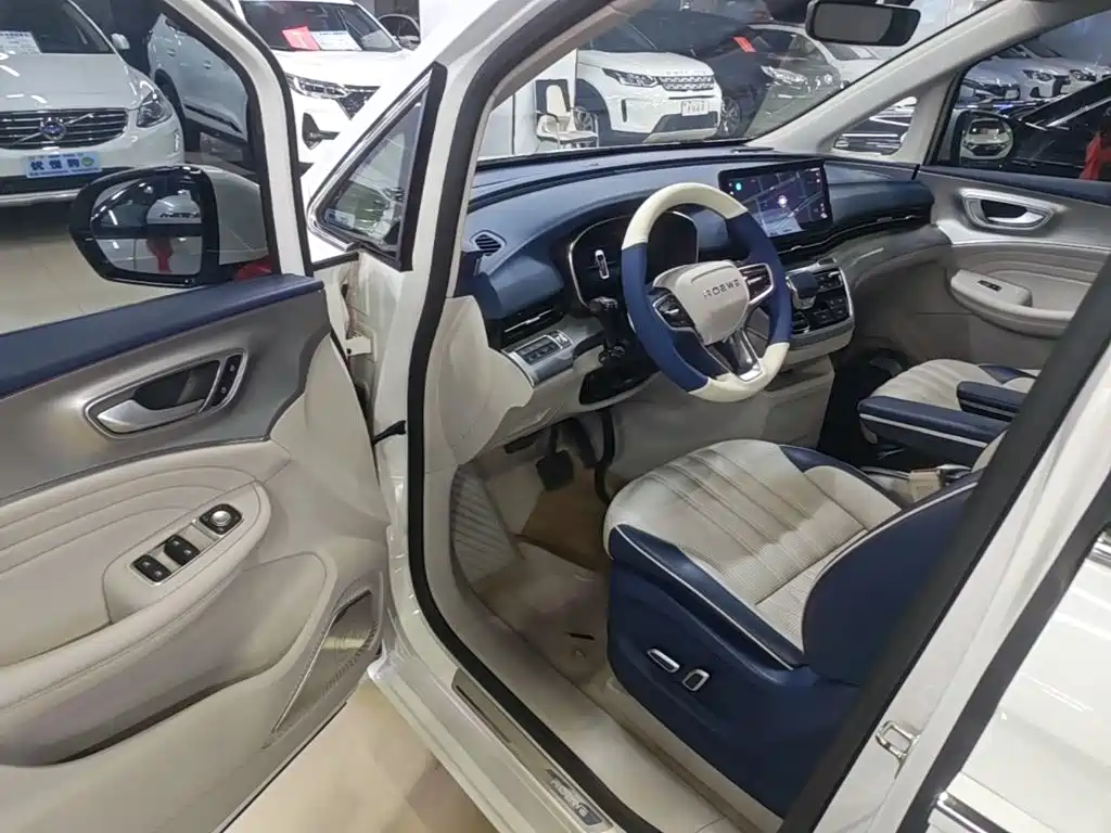 Roewe iMAX8 — миниатюра 16