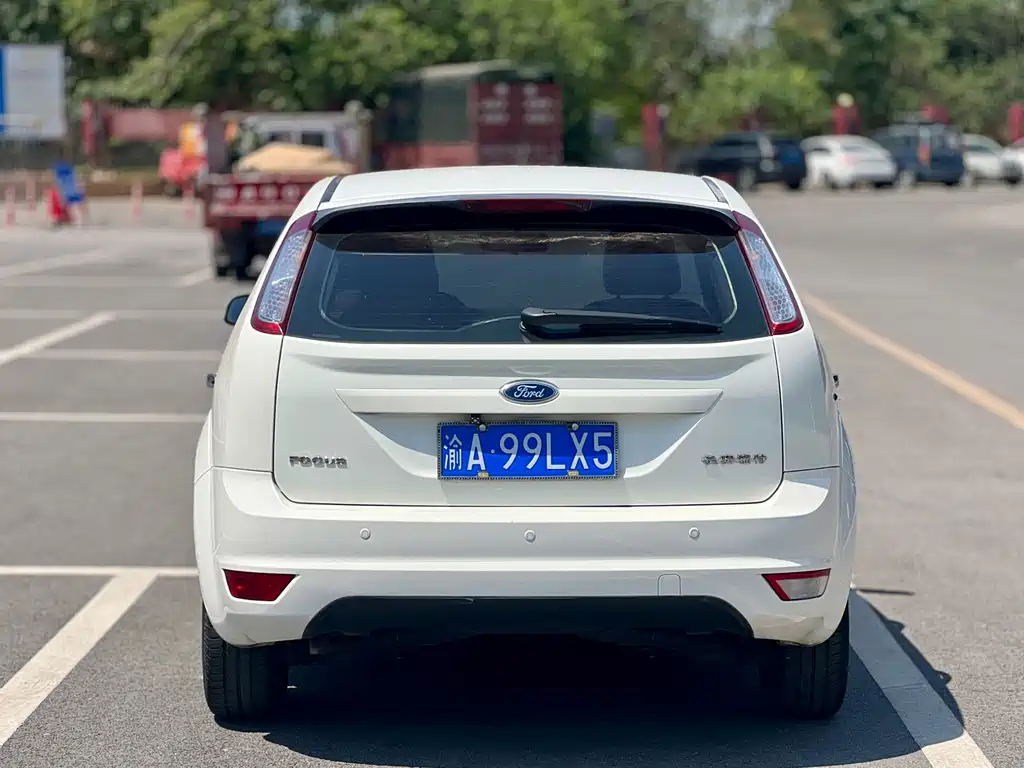 Ford Focus — миниатюра 5