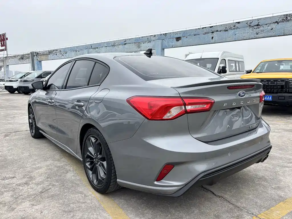 Ford Focus — миниатюра 2