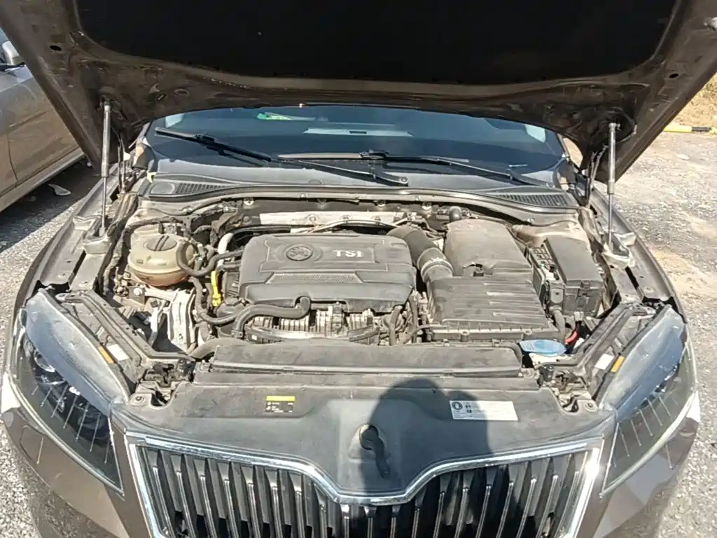 Skoda Superb — миниатюра 25