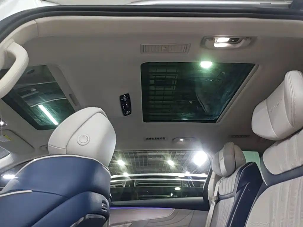 Roewe iMAX8 — миниатюра 18