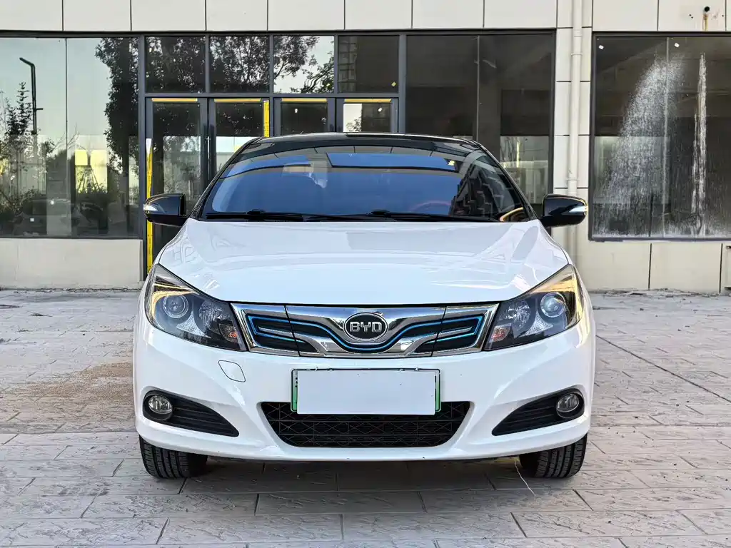 BYD e5 — миниатюра 2