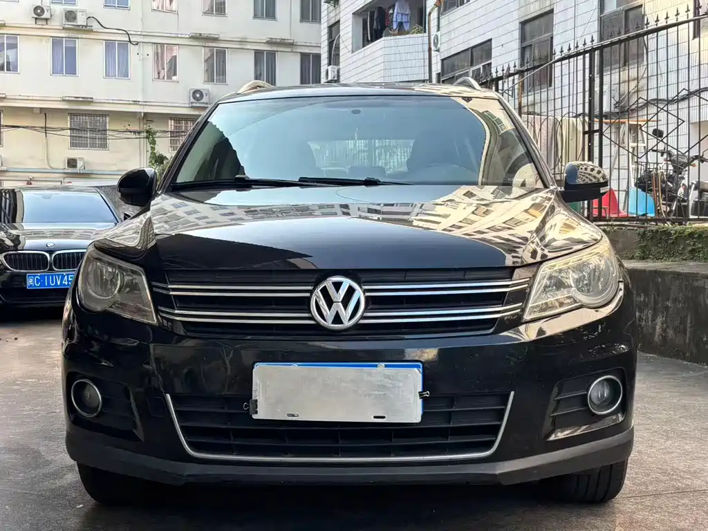 Volkswagen Tiguan — миниатюра 2