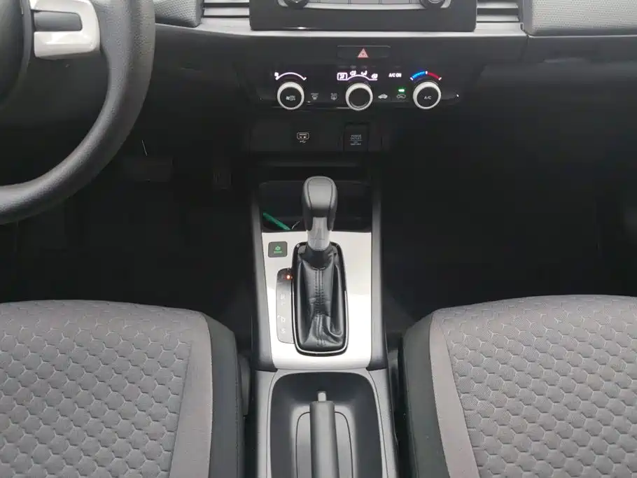 Honda Fit — миниатюра 16