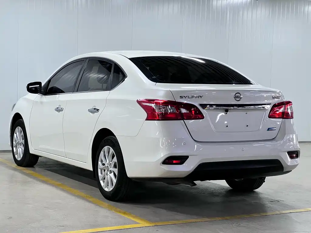 Nissan Sylphy — миниатюра 7