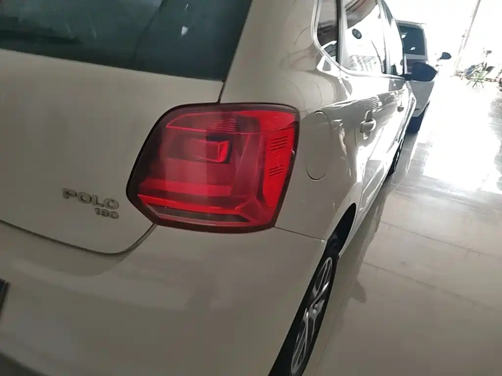 Volkswagen Polo — миниатюра 8