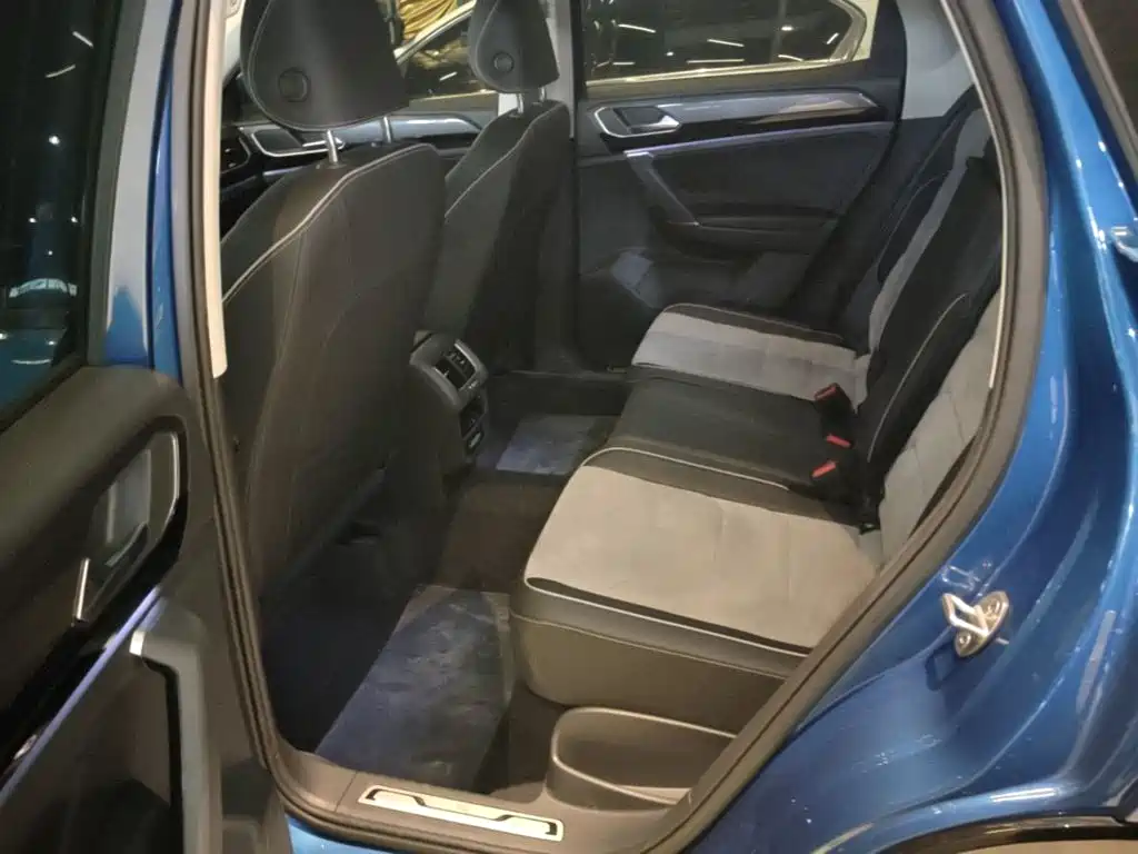 Volkswagen X — миниатюра 17