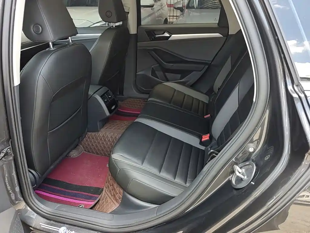 Volkswagen Sagitar — миниатюра 17