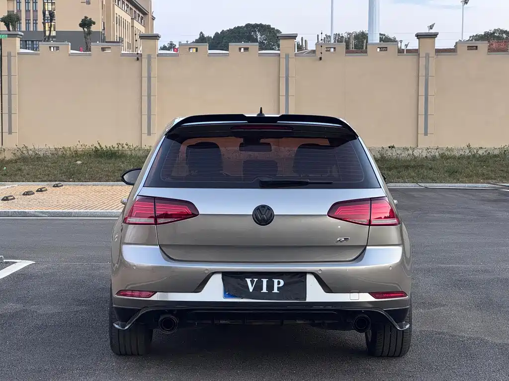 Volkswagen Golf — миниатюра 15