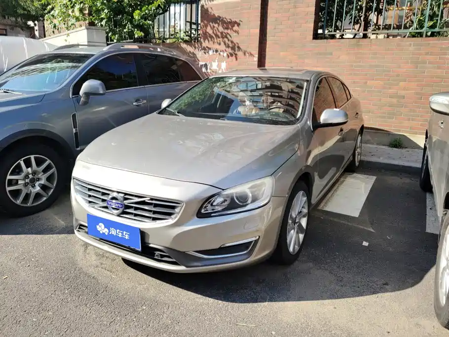 Volvo S60