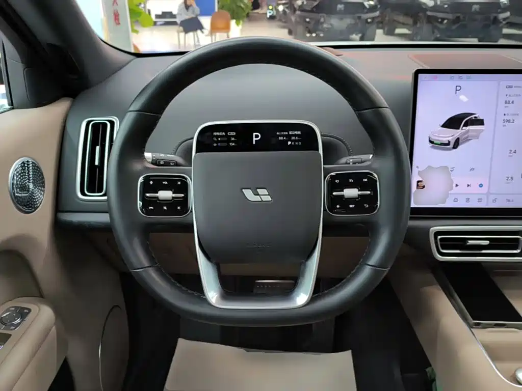 Li Auto Li L8 — миниатюра 11