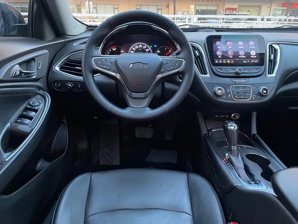 Chevrolet Malibu XL — миниатюра 13