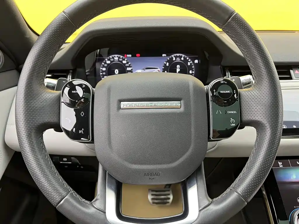 Land Rover Evoque — миниатюра 18