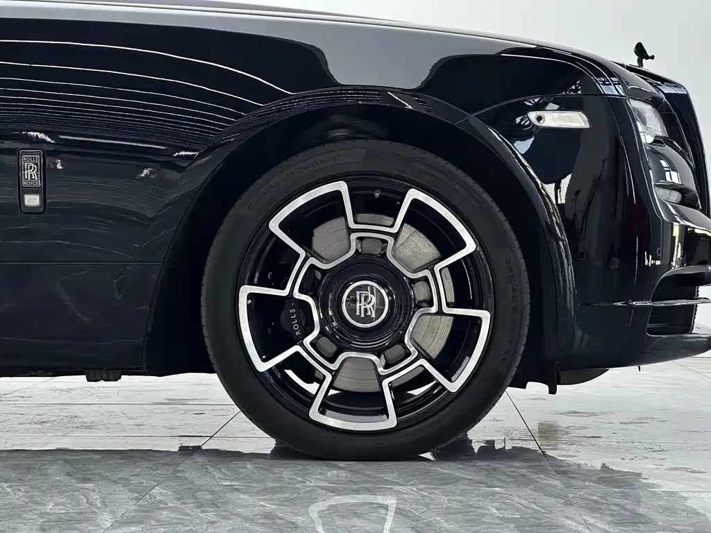 Rolls-Royce Wraith — миниатюра 8