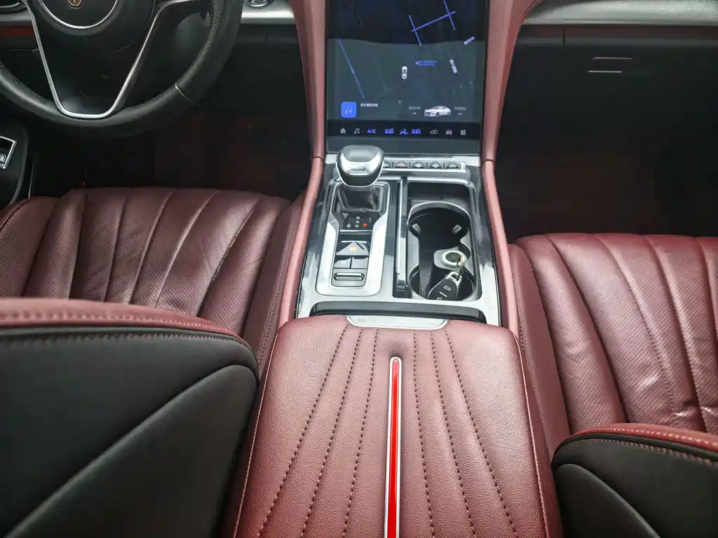 Hongqi H5 2023 2.0T AT