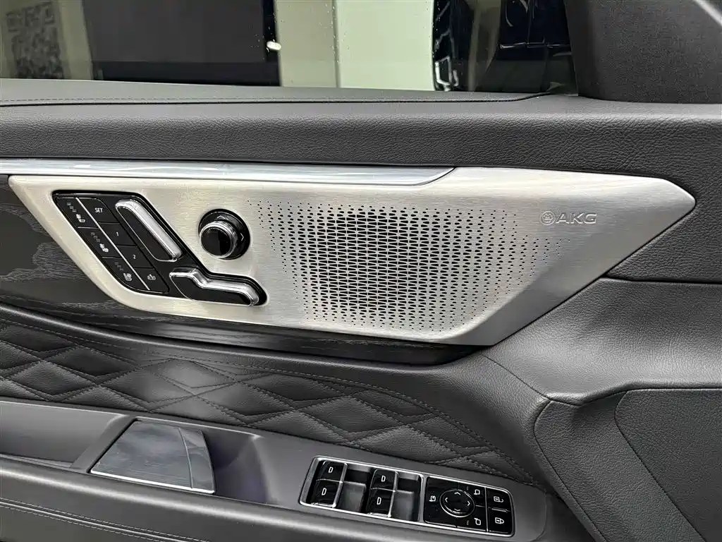 Cadillac CT6 — миниатюра 8