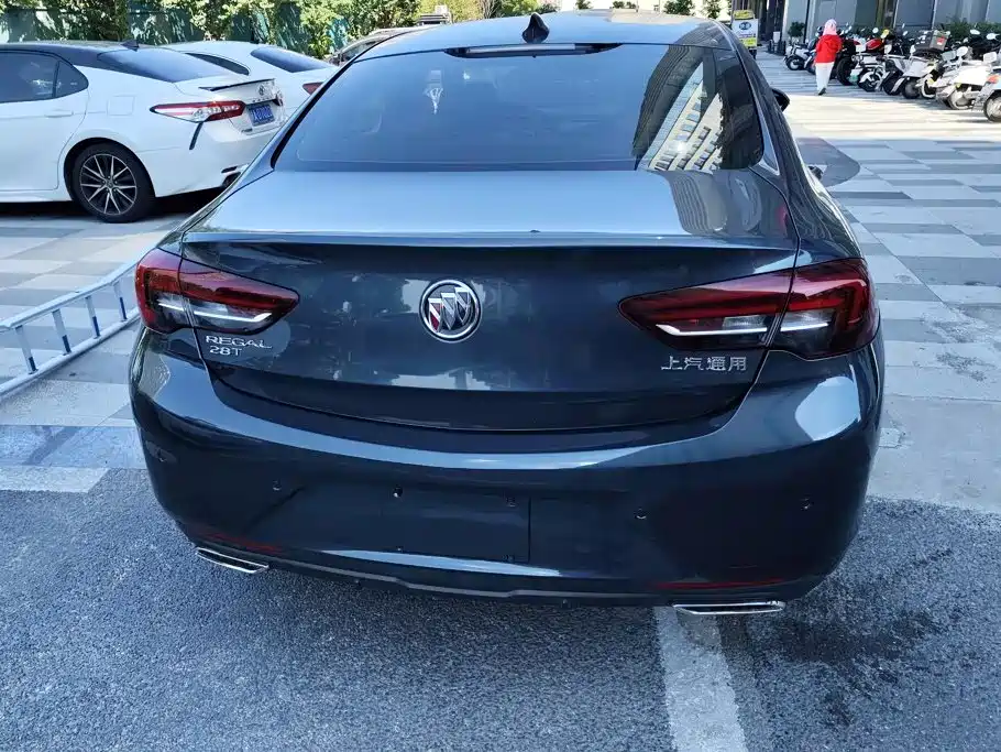 Buick Regal — миниатюра 4