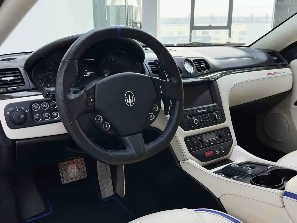Maserati GranTurismo — миниатюра 17