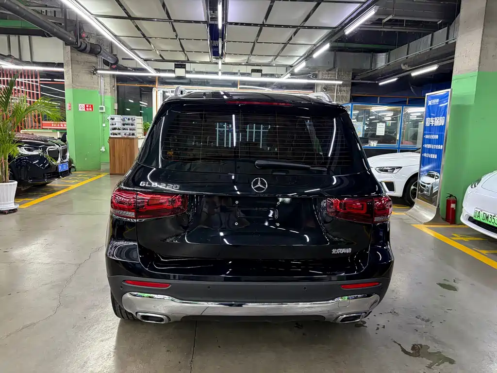 Mercedes-Benz GLB — миниатюра 5