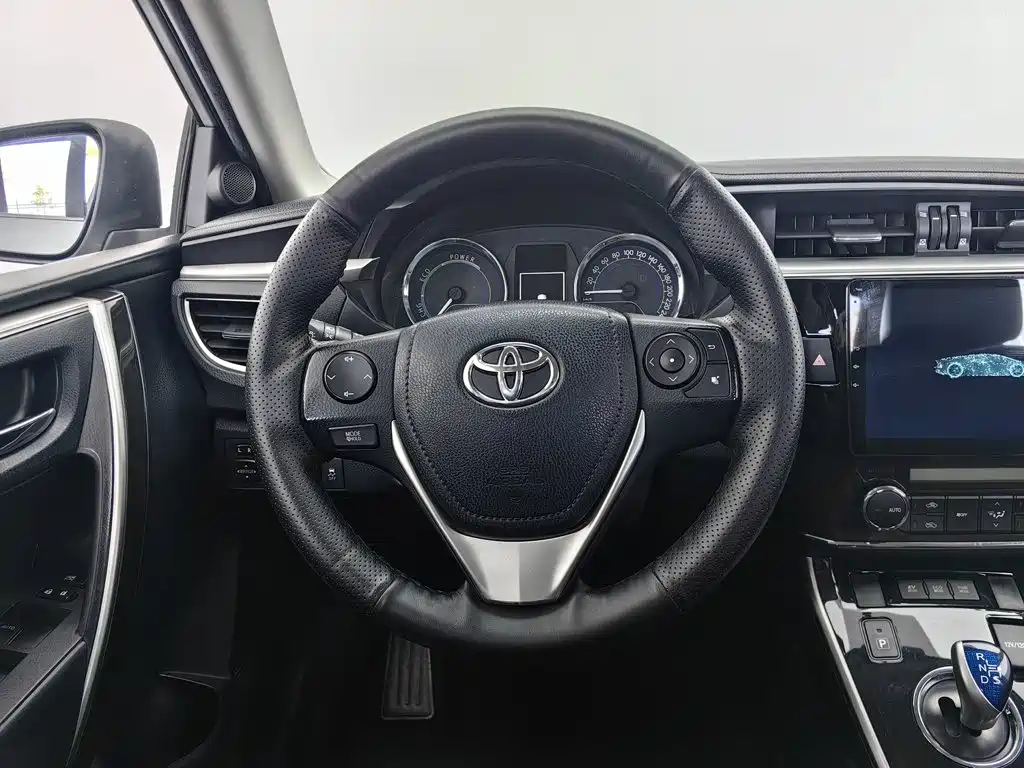 Toyota Corolla — миниатюра 11